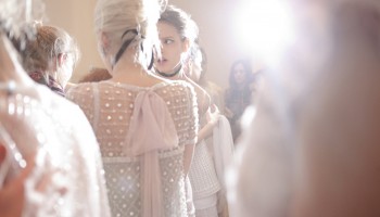 2_spring-summer-2011-haute-couture-backstage-05