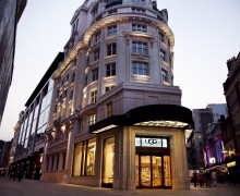 UGG-Australia_Piccadilly-Store-001_1