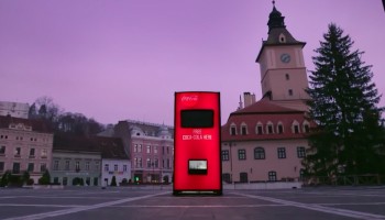 coca-distributeur-creatif-ballon-roumanie5