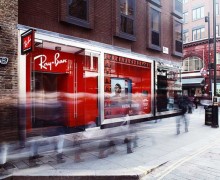 Ray-Ban-concept-store-lunettes-glasses-sunglasses-soleil-virtual-mirror-miroir-virtuel-london-londres-1