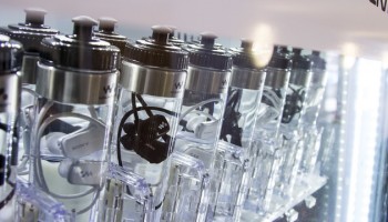 bottled-walkman-close-up14_11298677