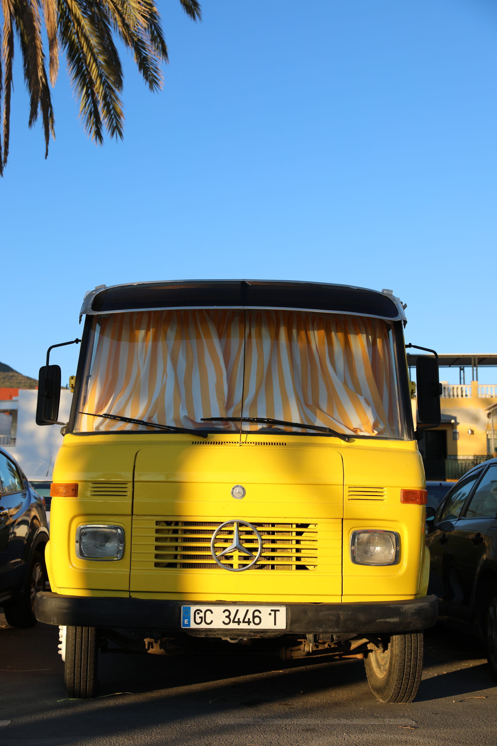 502A3731